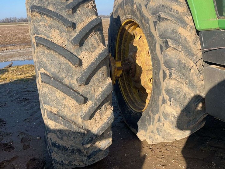 john-deere-8400-image-3