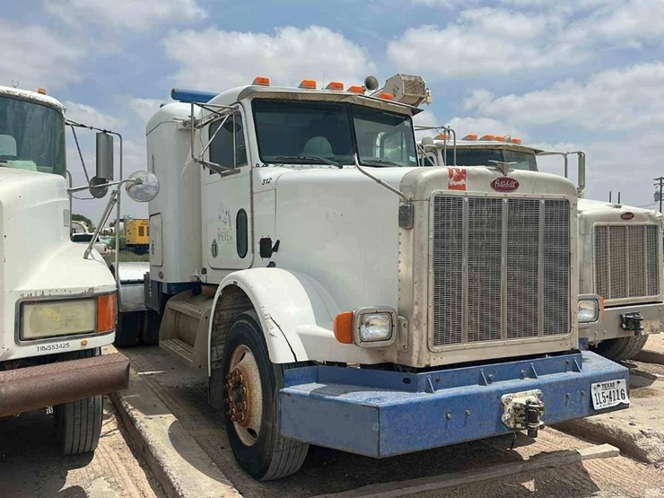 2001-peterbilt-378-image-2