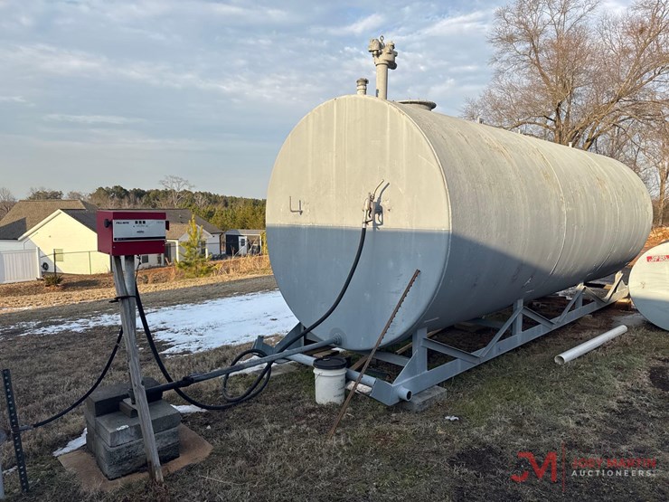 8,000-gallon-skid-mounted-fuel-tank-image-4