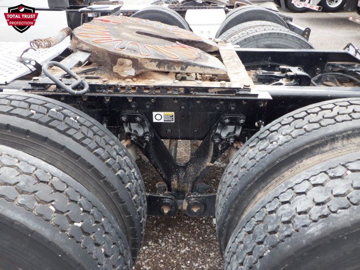 2019-kenworth-t880-image-13