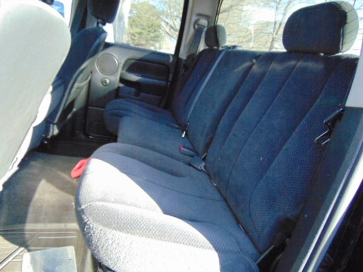 2004-dodge-ram-1500-image-4