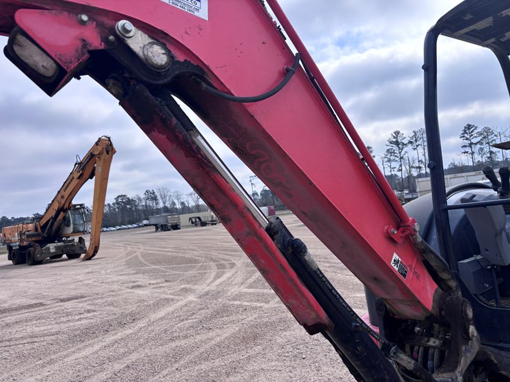 kubota-kx040-4-image-14