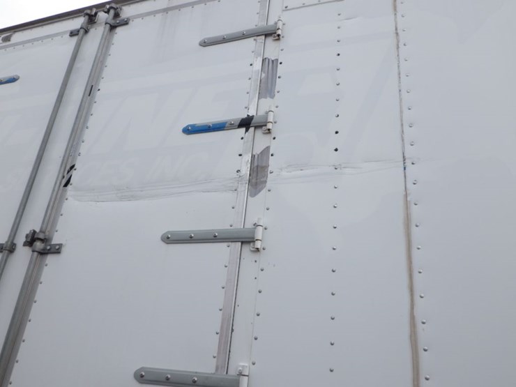 2006-hino-268-image-8