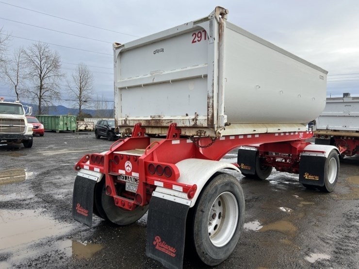 2017-peterbilt-389-image-39