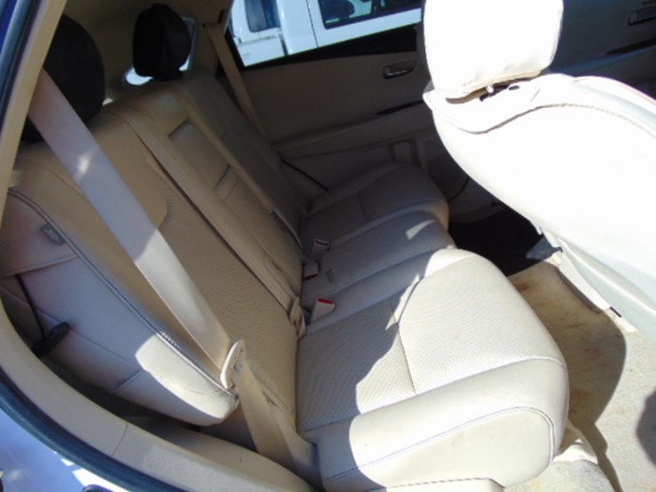 2013-lexus-rx350-image-4