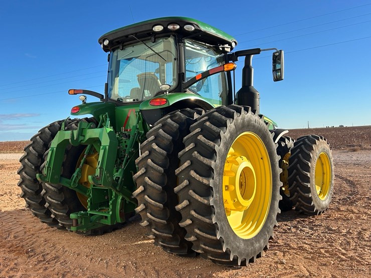 2019-john-deere-8370r-image-3
