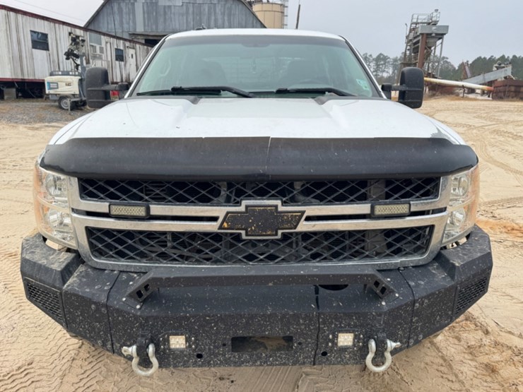 2012-chevrolet-silverado-3500hd-image-3