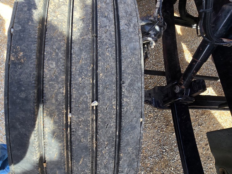 1997-peterbilt-377-image-49