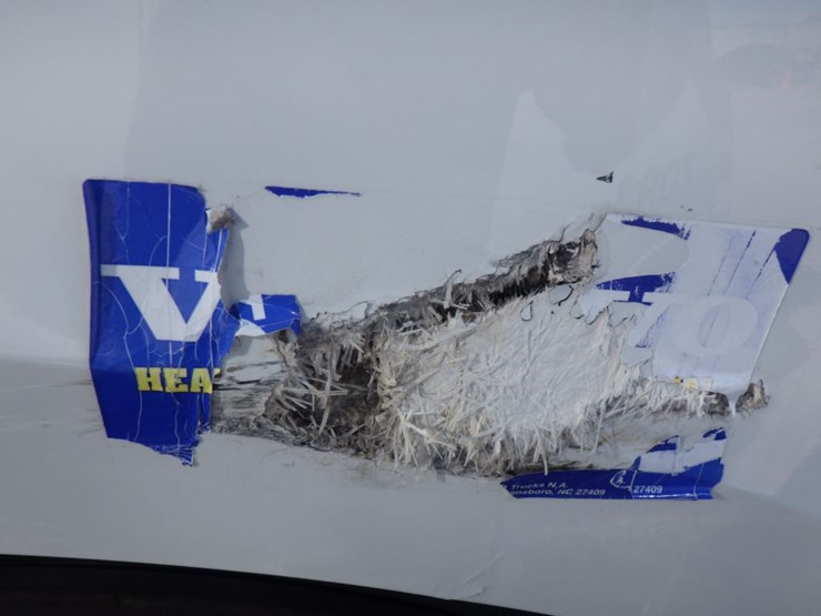 2024-freightliner-cascadia-126-image-4