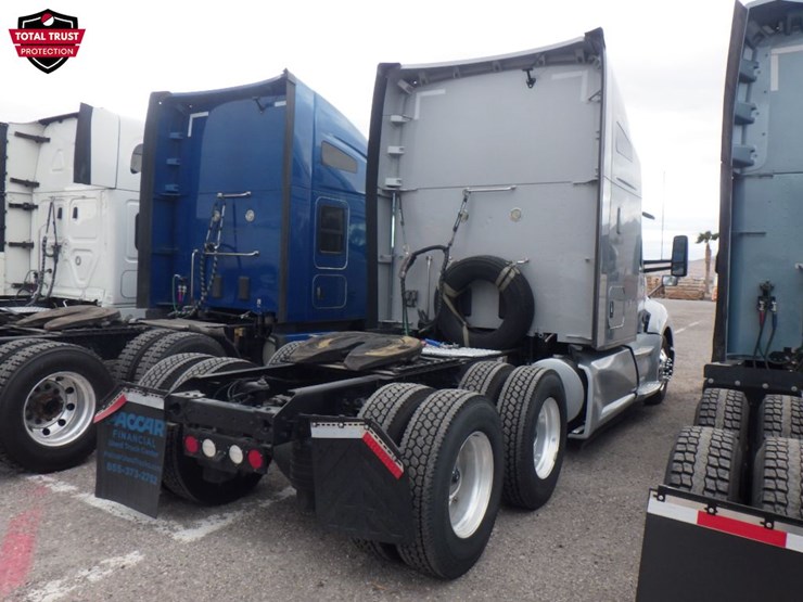 2020-kenworth-t680-image-7