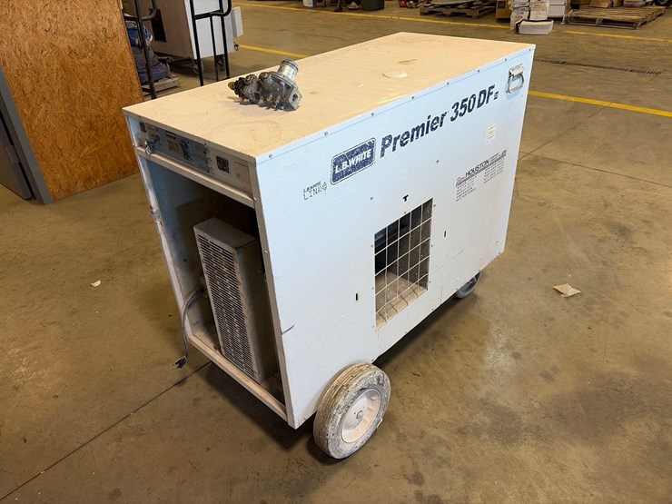 l.b.-white-premier-350-df-portable-heater-image-5