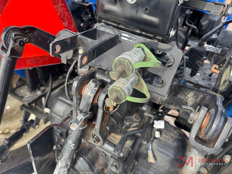 new-holland-workmaster-50-image-12