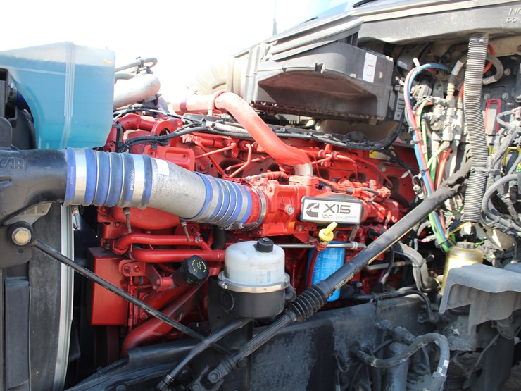 2020-kenworth-t650-image-15