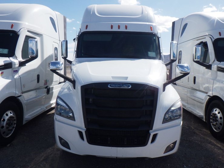 2024-freightliner-cascadia-126-image-2