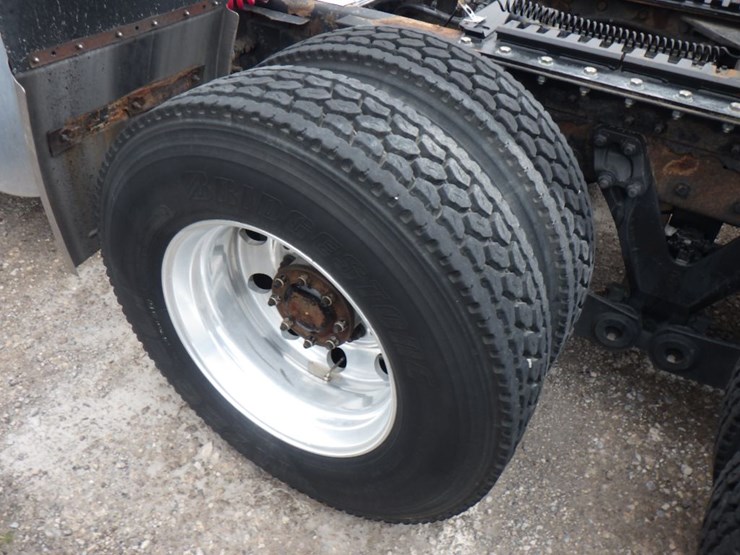 2014-kenworth-t660-image-18