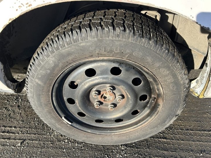 2007-ford-crown-victoria-sedan-image-29