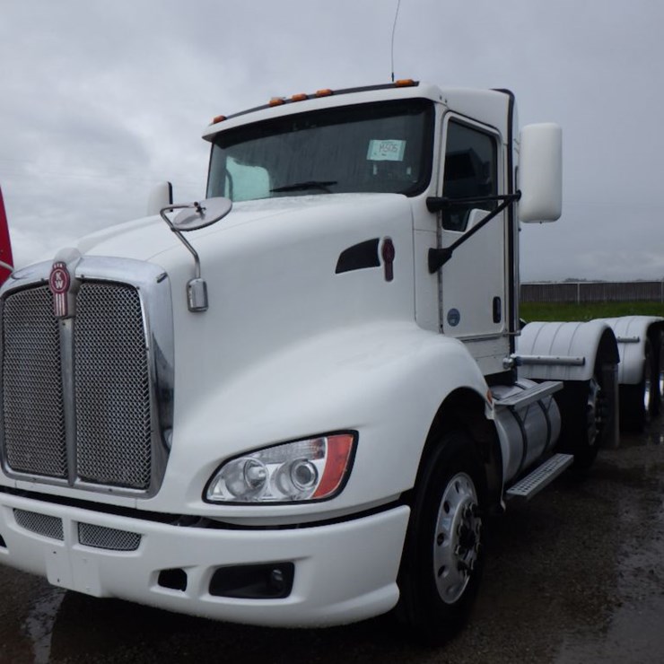 2014 KENWORTH T660