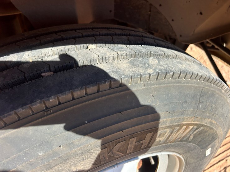 1996-international-9200-image-17