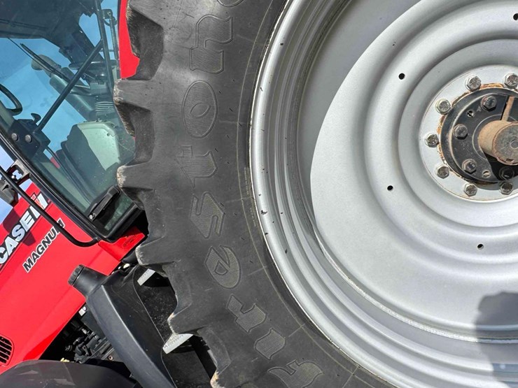 2010-case-ih-275-image-13