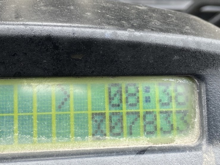 2017-yale-veracitor-60vx-forklift-image-23