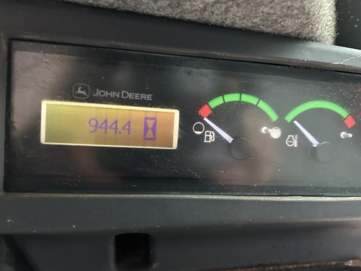 2023-deere-317g-image-25