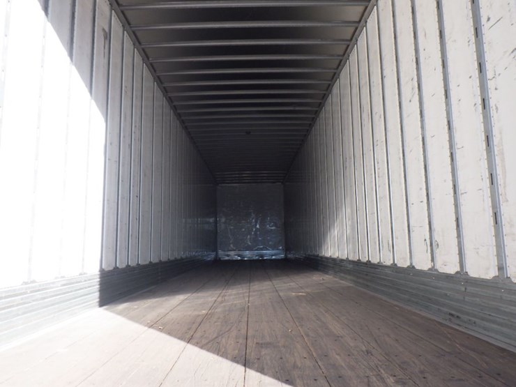 2022-utility-4000d-x-image-10