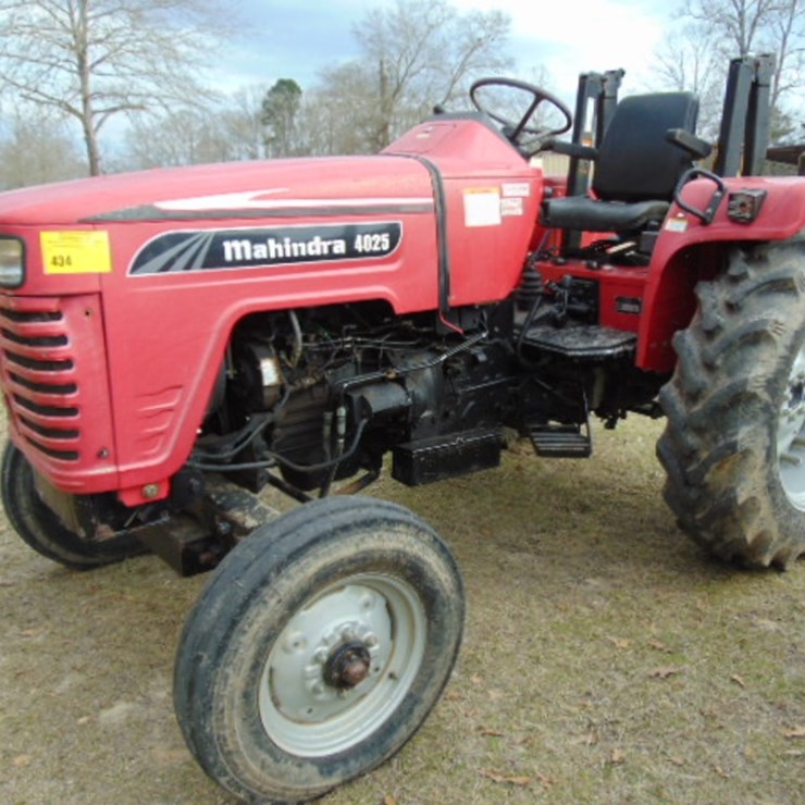 MAHINDRA 4025