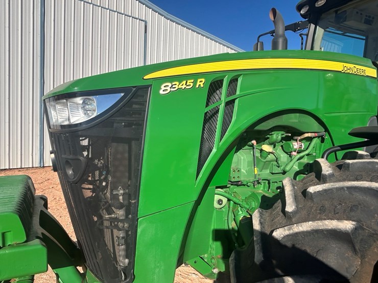 2020-john-deere-8345r-image-39