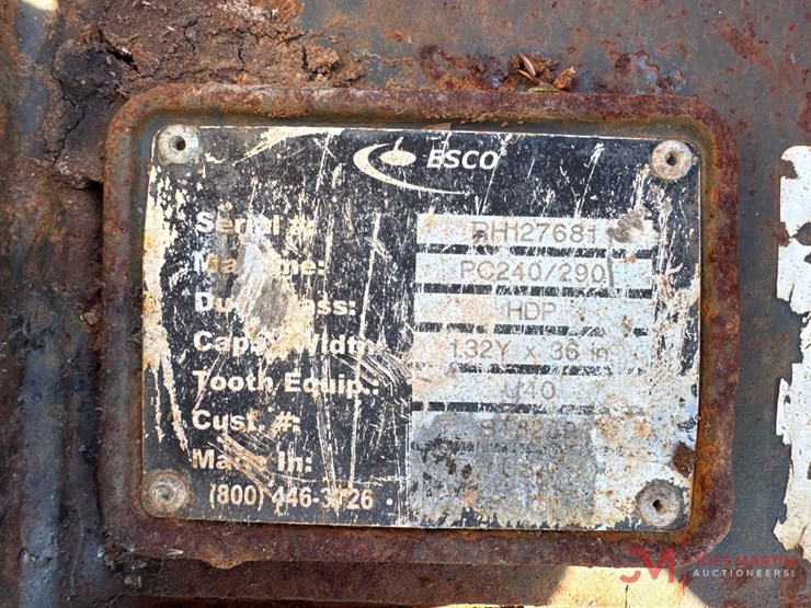 esco-36"-tooth-bucket-excavator-attachment-with-sand-foot-image-6