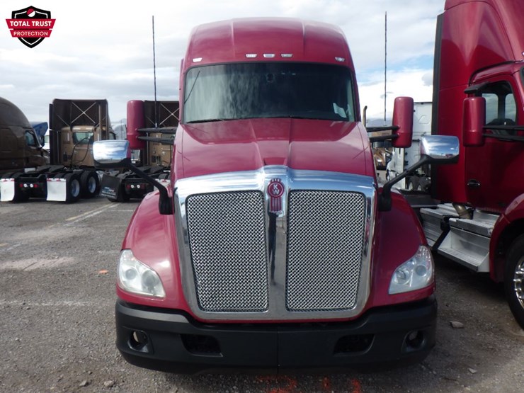 2020-kenworth-t680-image-2