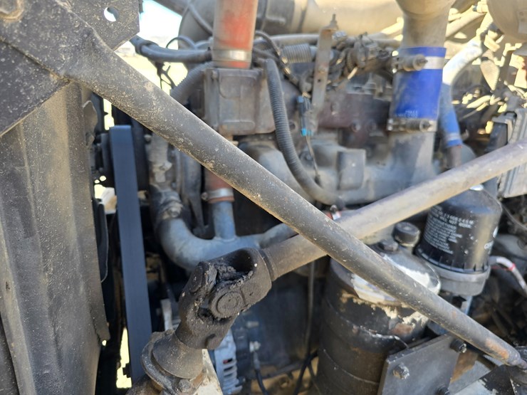 2001-mack-rd688s-image-28