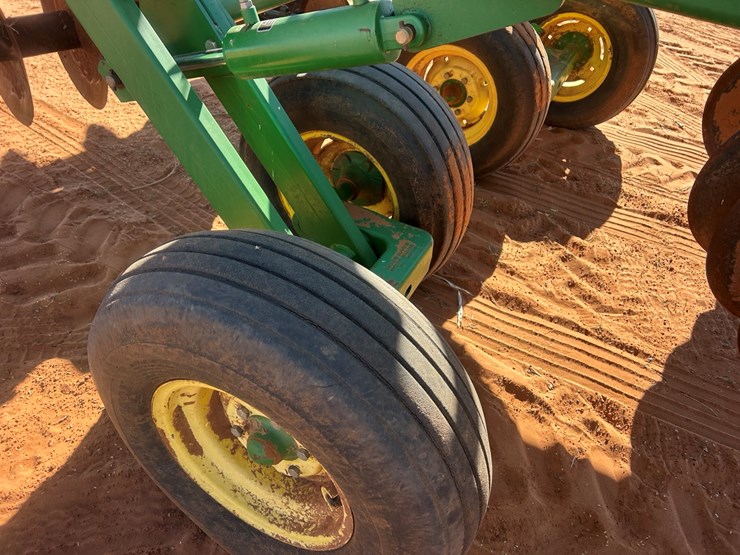 john-deere-637-image-7