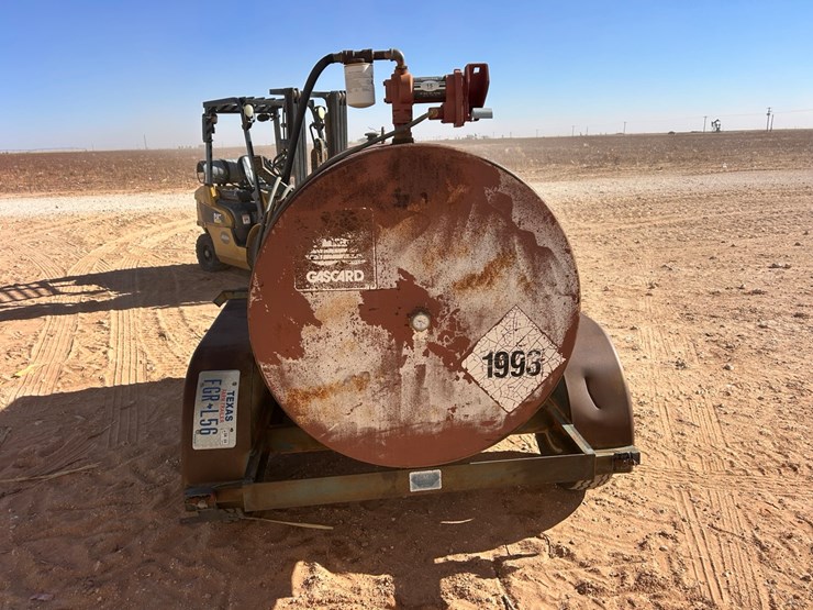 #66-•-fuel-trailer-image-5