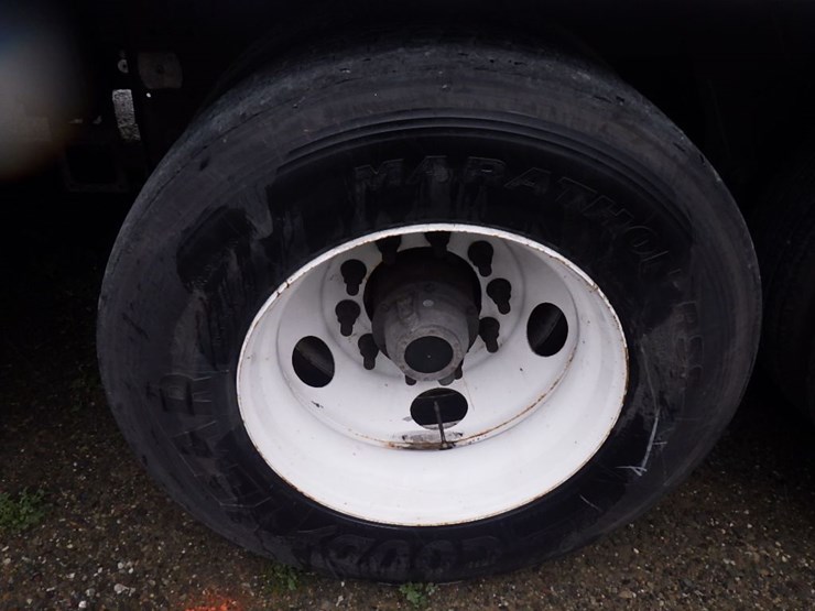 2016-great-dane-champion-se-image-21