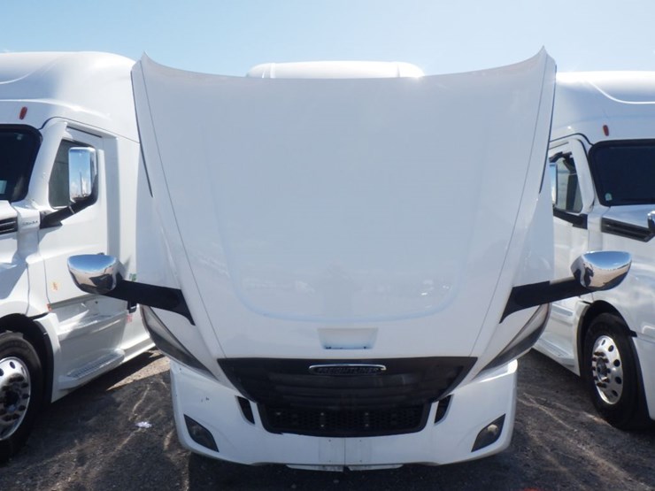 2024-freightliner-cascadia-126-image-27