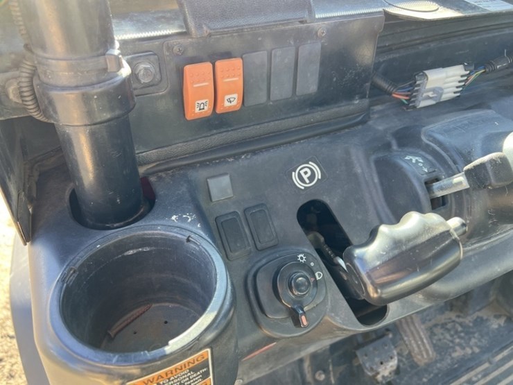 kubota-rtv-x900-image-19