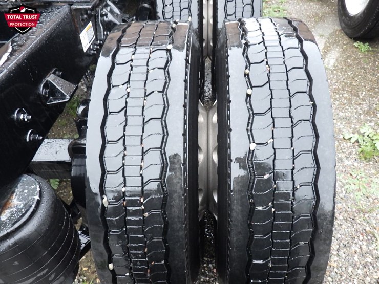 2022-kenworth-t680-image-10