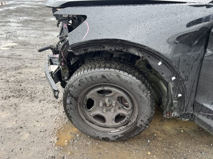 2024-ford-explorer-image-16