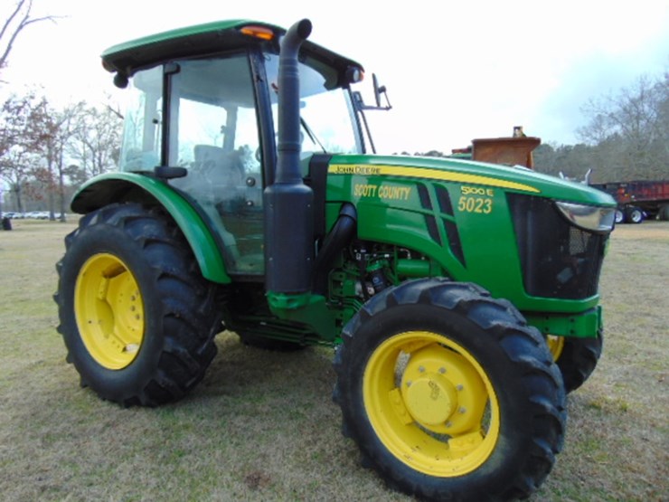 john-deere-5100e-image-2