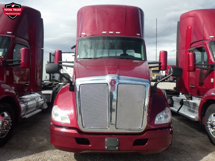 2020-kenworth-t680-image-2
