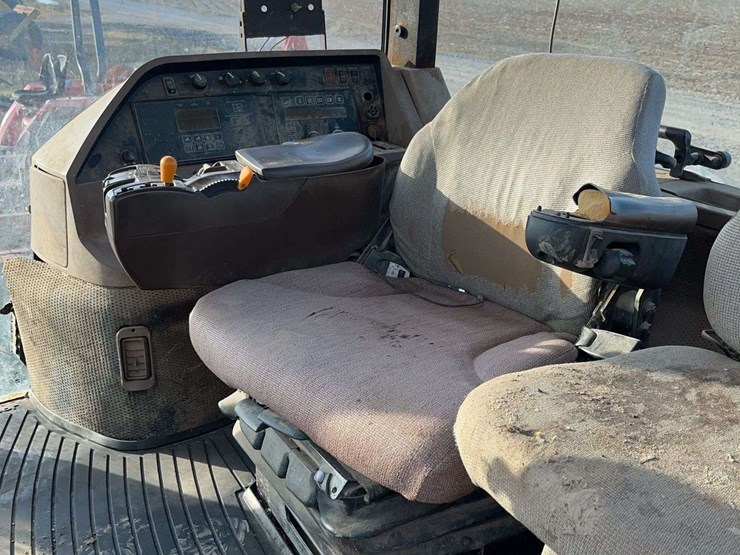 john-deere-8220-image-16