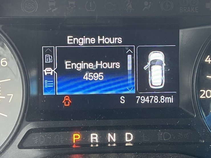 2017-ford-explorer-image-27