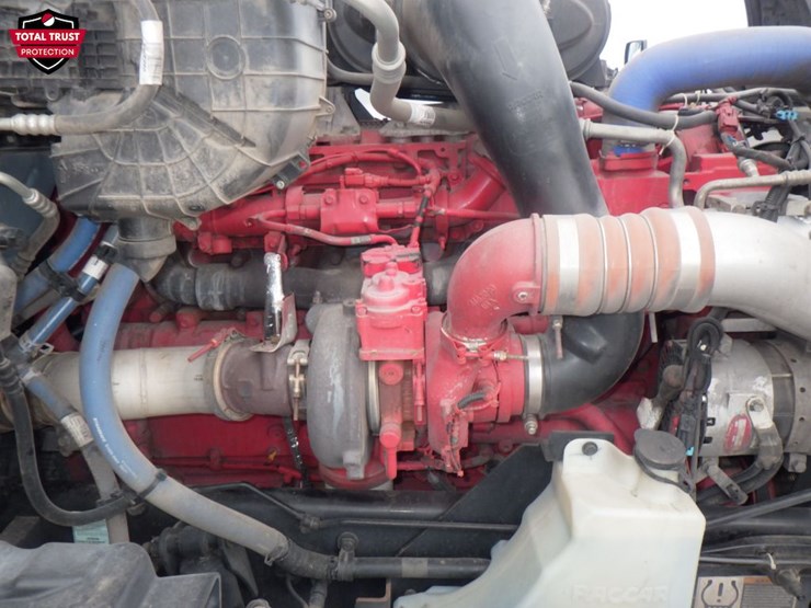 2022-peterbilt-579-image-24