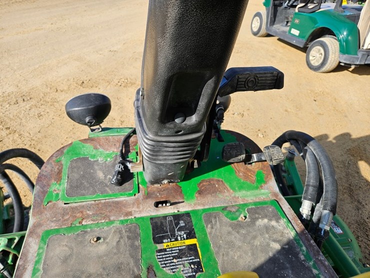 john-deere-7400-image-14