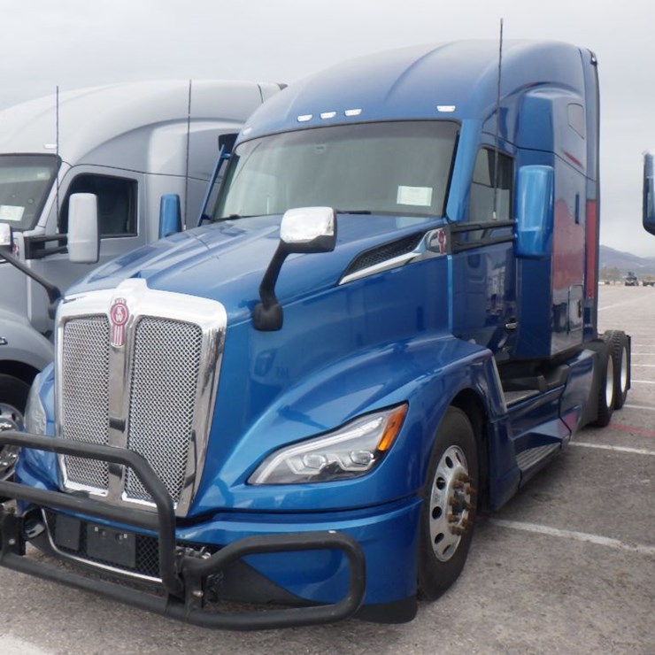 2022 KENWORTH T680