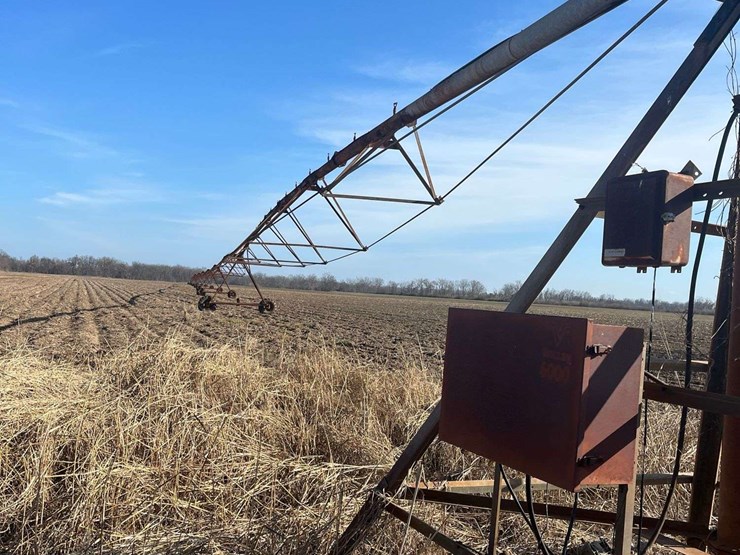 valley-6000-14-tower-pivot-image-2