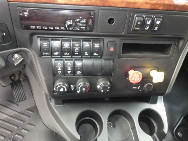 2019-international-lt-image-19