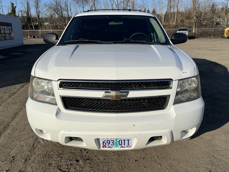 2009-chevrolet-tahoe-image-8