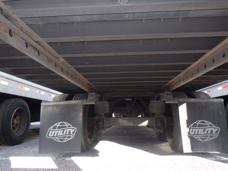 2022-utility-4000d-x-image-12