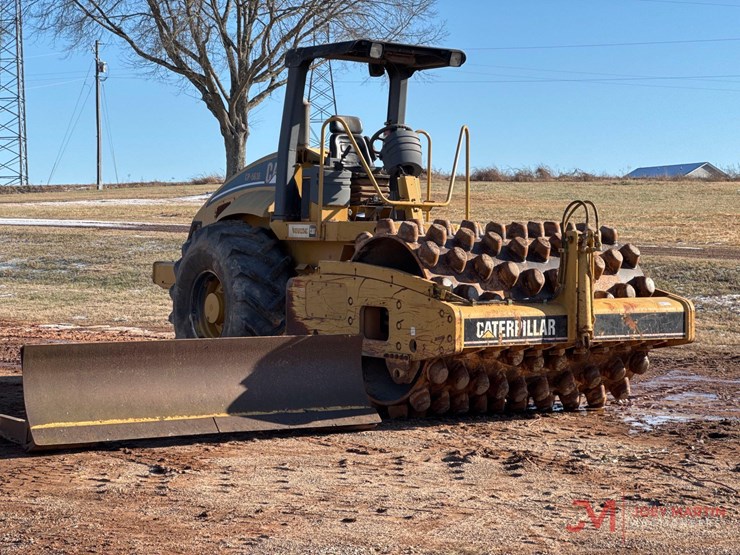 2005-caterpillar-cp-563e-image-2